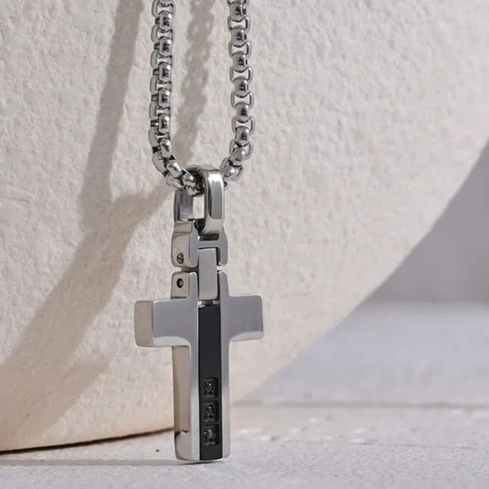 Mens Silver Enamel Zircon Cross Necklace